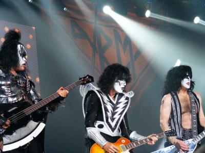 Kiss Tickets